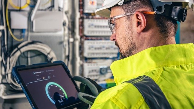 PersonalEspecializado-de-tamano-mediano-1